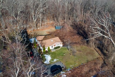 15 Overdale Pkwy, Hopedale, MA 01747 - photo 3