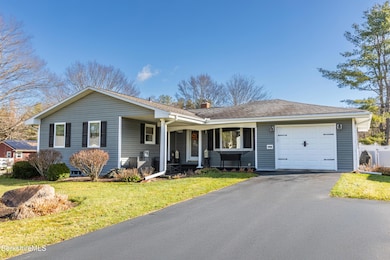 100 Elaine Dr, Pittsfield, MA 01201 - photo 2