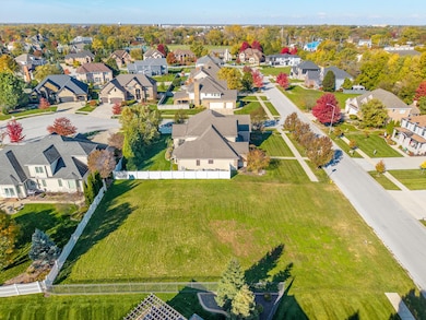 1730 Laurel Ln, Munster, IN 46321 - photo 2