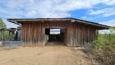 5008 N Joe Hines Rd, Willcox, AZ 85643 - photo 4