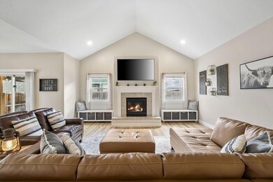 2834 SW Indian Place, Redmond, OR 97756 - photo 7