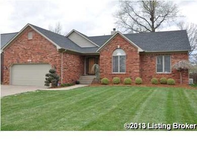 7413 Crabtree Dr, Louisville, KY 40228 - photo 2