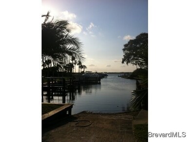 110 Utopia Cir, Merritt Island, FL 32952 - photo 3