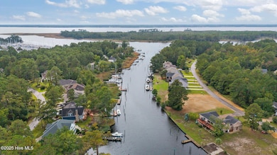 5710 Gondolier Dr, Fairfield Harbour, NC 28560 - photo 3