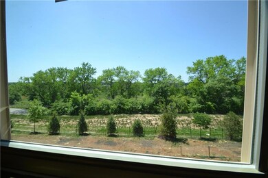 6722 Arapahoe Dr, Shawnee, KS 66226 - photo 4