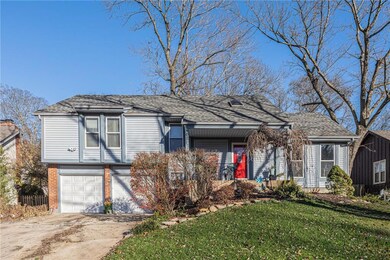 9029 Acuff Ln, Lenexa, KS 66215 - photo 2
