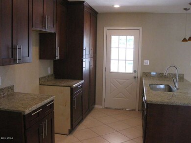 Granite countertops, gorgeous Cabinets