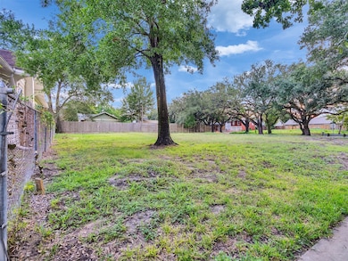 4404 Rusk St, Houston, TX 77023 - photo 4