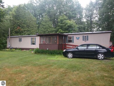 4212 E Anne St, Au Gres, MI 48703 - photo 3