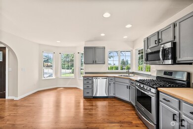 24207 103rd Ave E, Graham, WA 98338 - photo 4