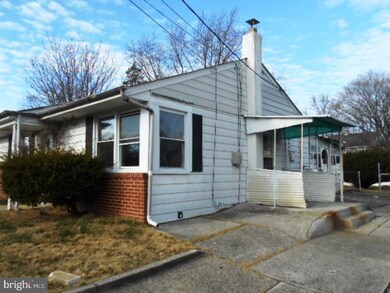 512 Anderson Ave, Folsom, PA 19033 - photo 2