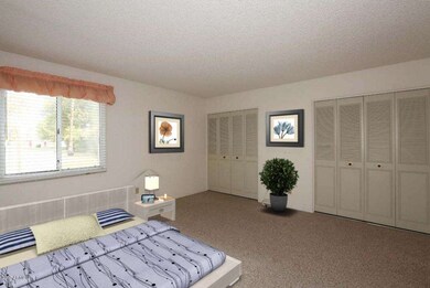 Master Bedroom (1)