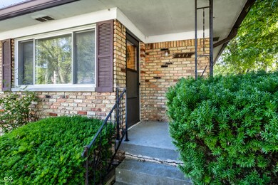 411 S 9th Ave, Beech Grove, IN 46107 - photo 4