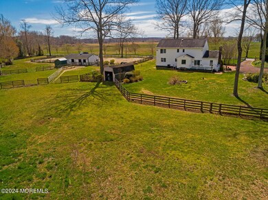 39 Hockhockson Rd Colts Neck-large-121-1
