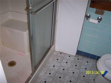 Full Bath.