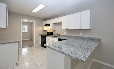 10130 Whitebrook Dr, Houston, TX 77038 - photo 7