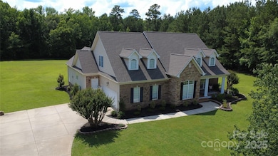 2018 Whiskery Ct, York, SC 29745 - photo 5