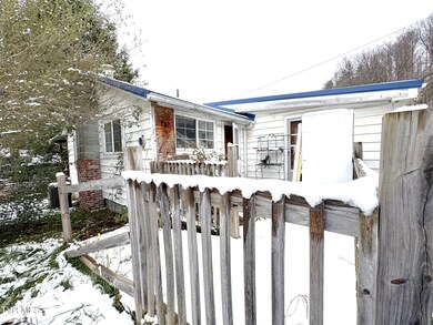 LEFT REAR CORNER VIEW