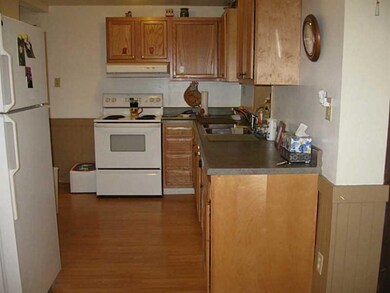 1249 Virginia Ave, Midland, PA 15059 - photo 7