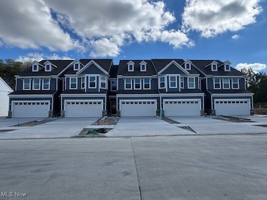 View of front of house with driveway