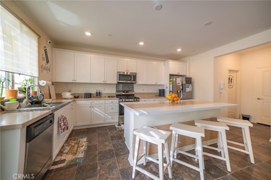 1099 Little Leaf St, Calimesa, CA 92320 - photo 6