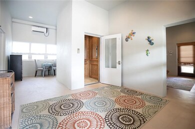 7700 Bayshore Dr, Treasure Island, FL 33706 - photo 6