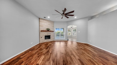 522 Crow Ave, Weatherford, TX 76085 - photo 3