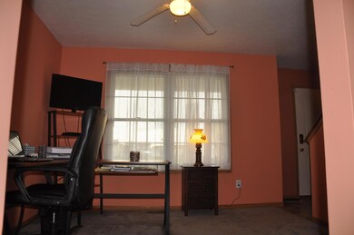 Dinning room/Den/Front Living room