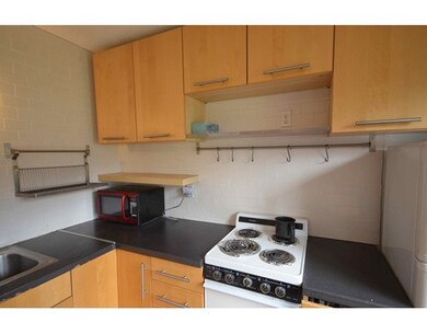 170 E Hadley Rd unit 82, Amherst, MA 01002 - photo 6