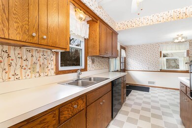 8600 Dupont Ave S, Bloomington, MN 55420 - photo 7