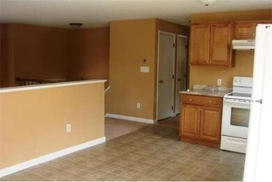 1015 Mechanic St, Leominster, MA 01453 - photo 6