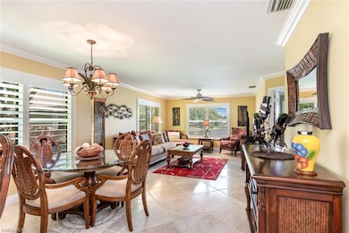 Bright end-unit, gorgeous tile in diagonal