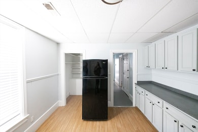 10 Sycamore St unit 2, Worcester, MA 01608 - photo 4