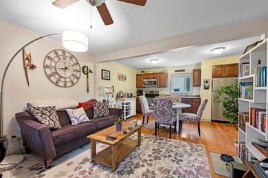 78 Beaver St unit 2, Salem, MA 01970 - photo 3