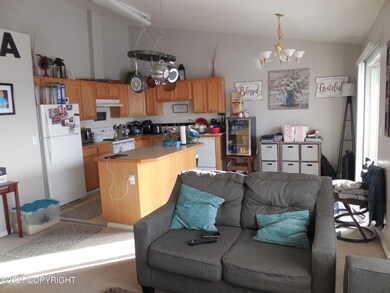 kITCHEN & LIVING