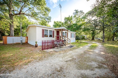 8708 Maple Ave, Ocean Springs, MS 39564 - photo 3