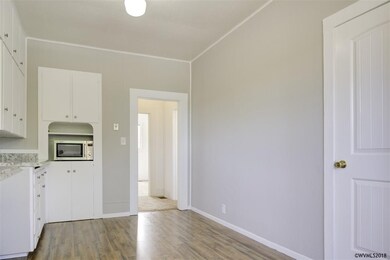 906 Takena St SW, Albany, OR 97321 - photo 4