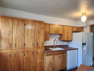 4081 Hawthorne Ave NE, Salem, OR 97301 - photo 3