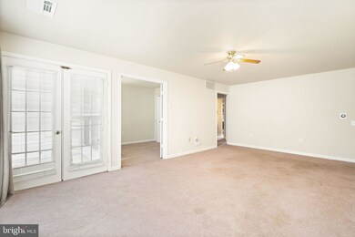 8203 Crossbrook Ct unit 101, Lorton, VA 22079 - photo 7
