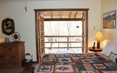 470 SW Santa fe Dr, Fort White, FL 32038 - photo 4