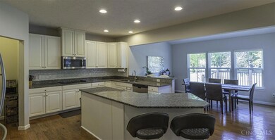 5085 Lakota Woods Dr, Liberty Township, OH 45044 - photo 7