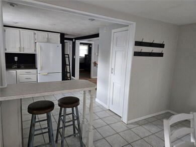 18 Parade Rd, Warwick, RI 02886 - photo 3