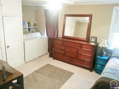 2320 SW 25th Dr, Topeka, KS 66611 - photo 6