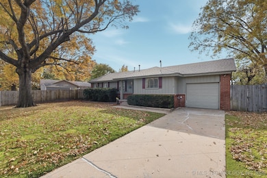 3824 S Jamestown Ave, Tulsa, OK 74135 - photo 2