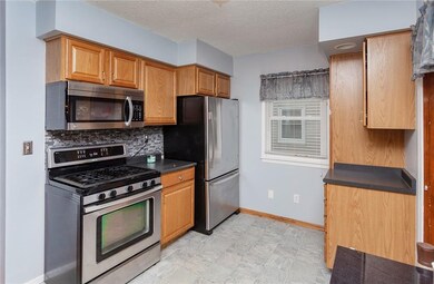 1105 Evans St, Des Moines, IA 50315 - photo 6