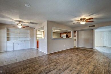 008_Dining Area