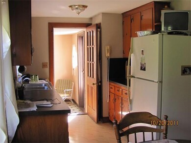 96 Nash Memorial Rd unit 1, Abington, MA 02351 - photo 5