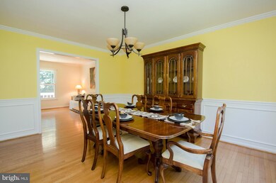 13 Peach Leaf Ct, North Potomac, MD 20878 - photo 6