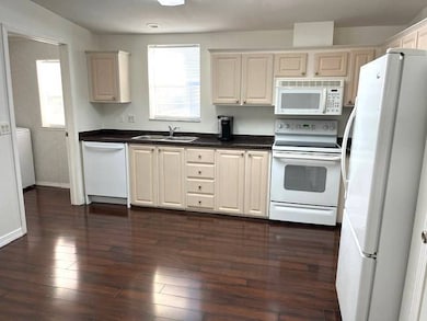 2247 Woods and Water Ct, Sebring, FL 33872 - photo 6