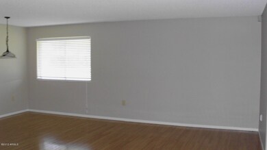 family room /dining area